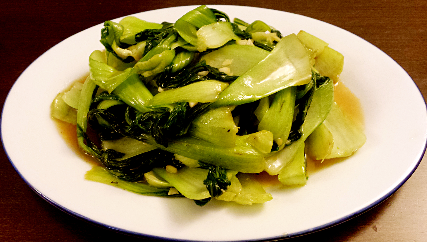 Stir-fried green chinese cabbage